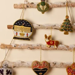 Royal Collection Shop Buckingham Palace Snow Globe Decoration New