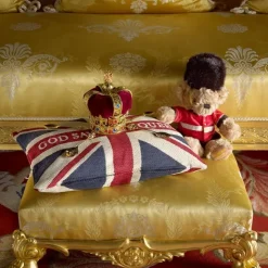 Royal Collection Shop Crown In A Box Outlet