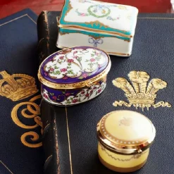 Royal Collection Shop Great Exhibition Pillbox Best