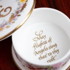 Royal Collection Shop Queen Elizabeth Ii Commemorative Pillbox Sale